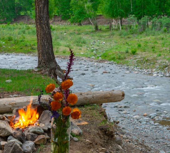 river-fire-iStock-1264008491